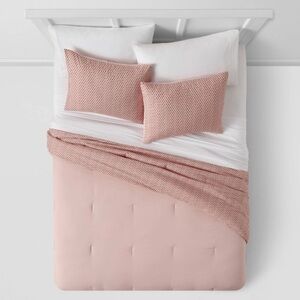 NWT room essentials twin/twin extra long 5 five piece comforter set reversible